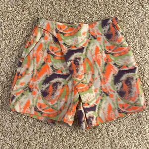 Karen Millen short size 6